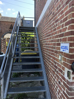 Local d'activités - 700 m²