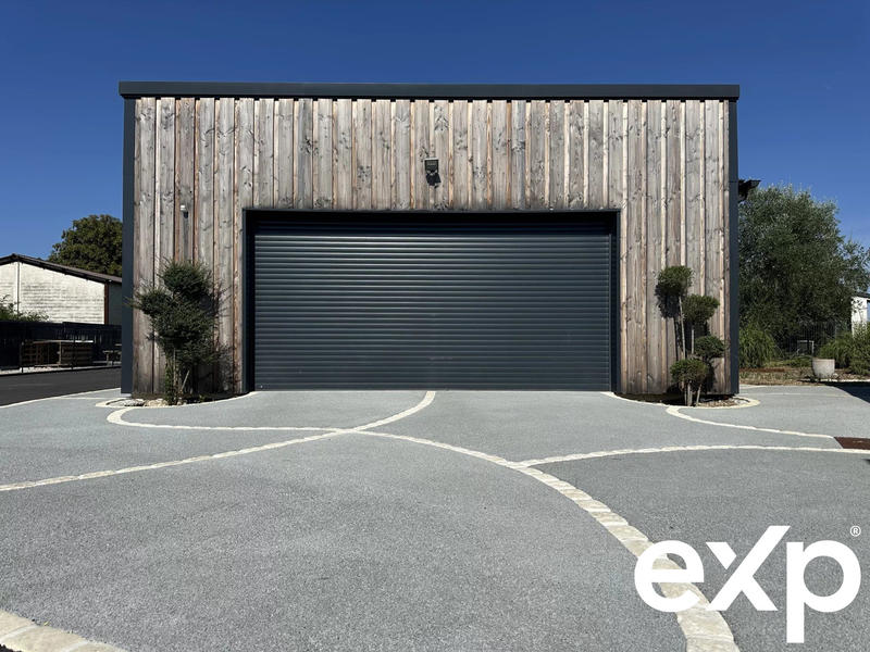 Villa - 187 m² - 13 pièces