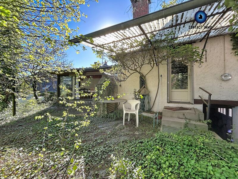 Maison - 137 m² - 8 pièces