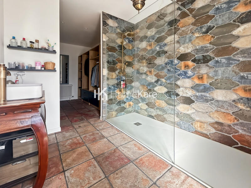 Maison - 170 m² - 6 pièces