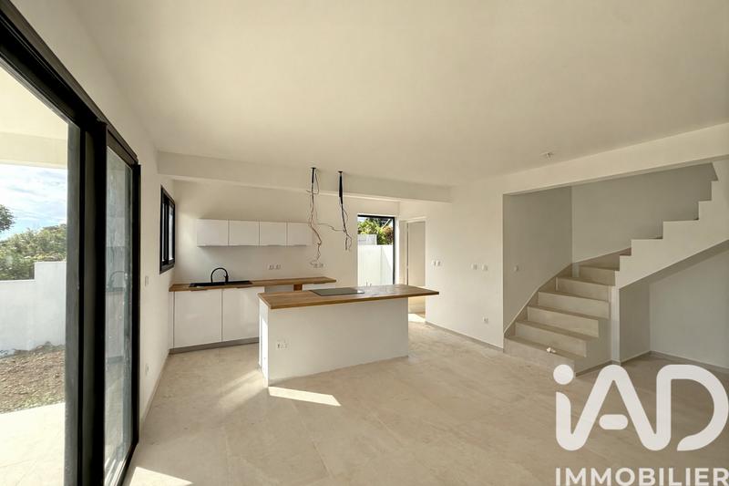 Maison - 110 m² - 4 pièces