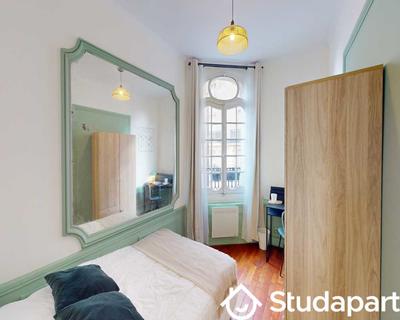 Chambre - 120 m² - 1 pièce