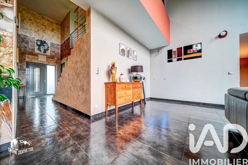 Maison - 264 m² - 6 pièces