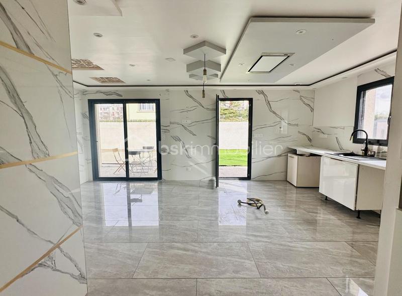 Villa - 142 m² - 7 pièces