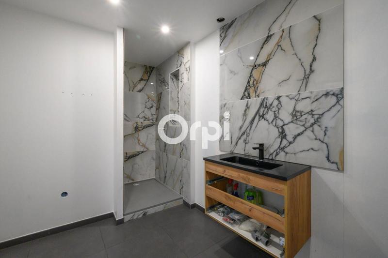 Maison - 99 m² - 4 pièces