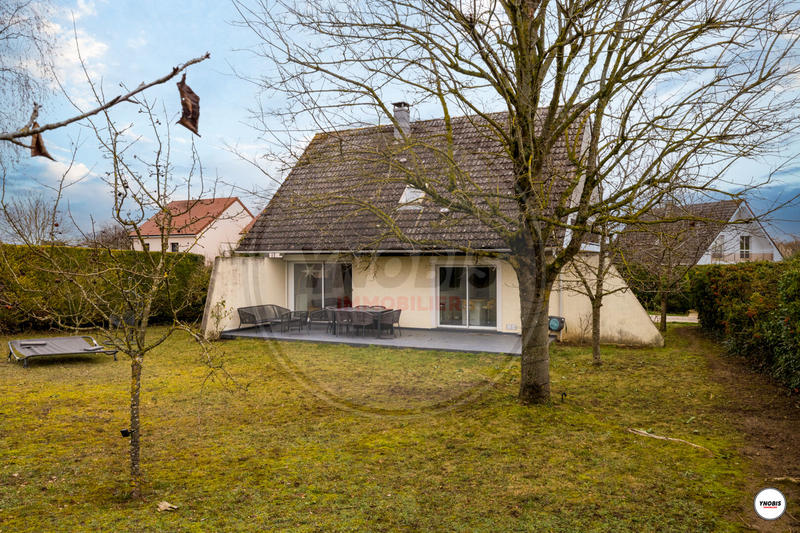 Maison - 101 m² - 6 pièces