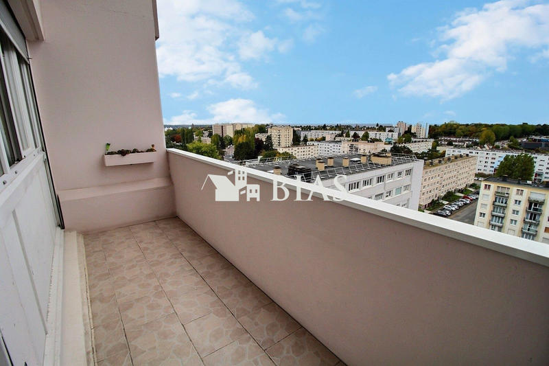 Appartement - 95 m² - 5 pièces