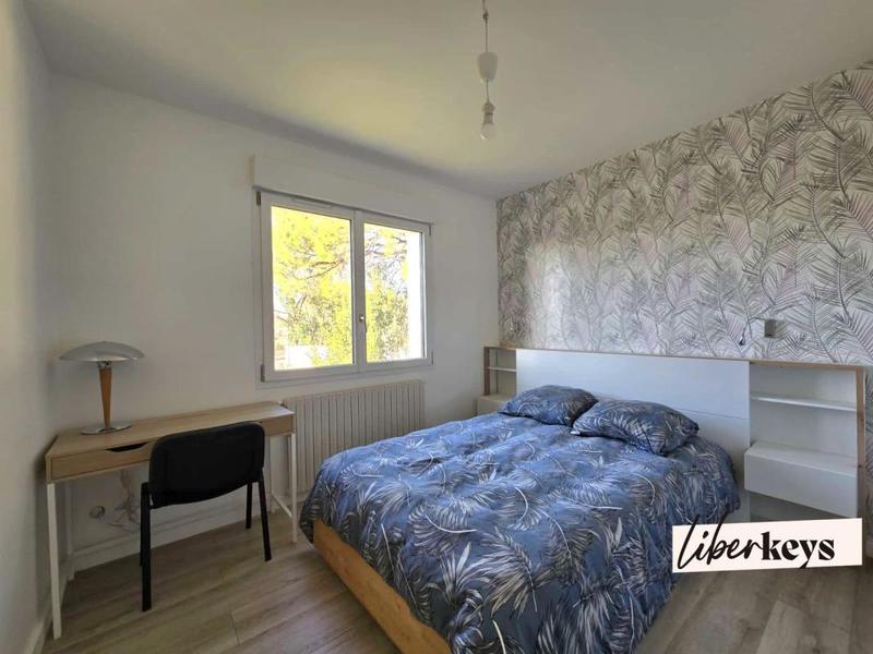 Villa - 260 m² - 10 pièces