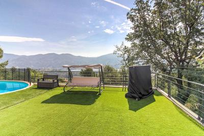 Propriété - 193 m² - 7 pièces