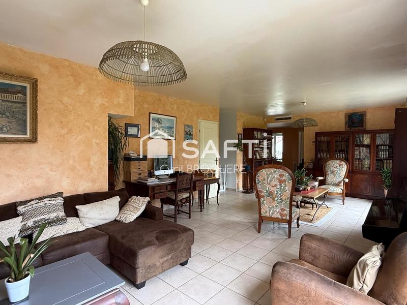 Maison - 187 m² - 6 pièces