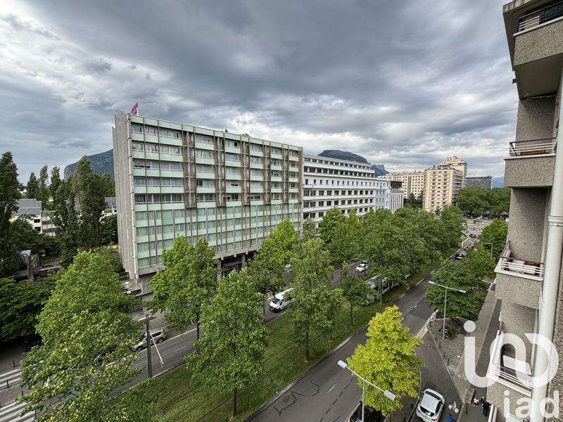 Appartement - 64 m² - 4 pièces