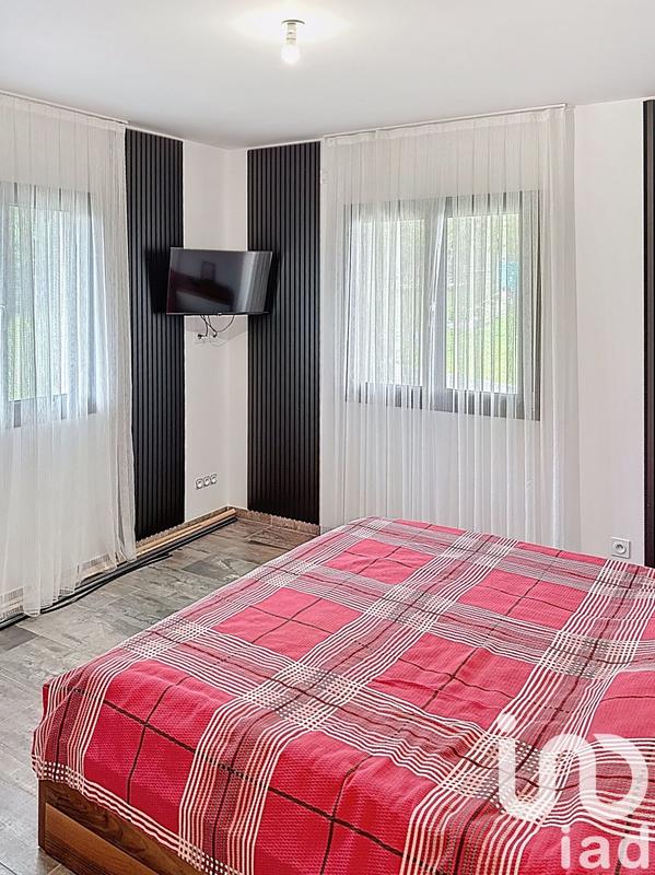 Maison - 136 m² - 5 pièces