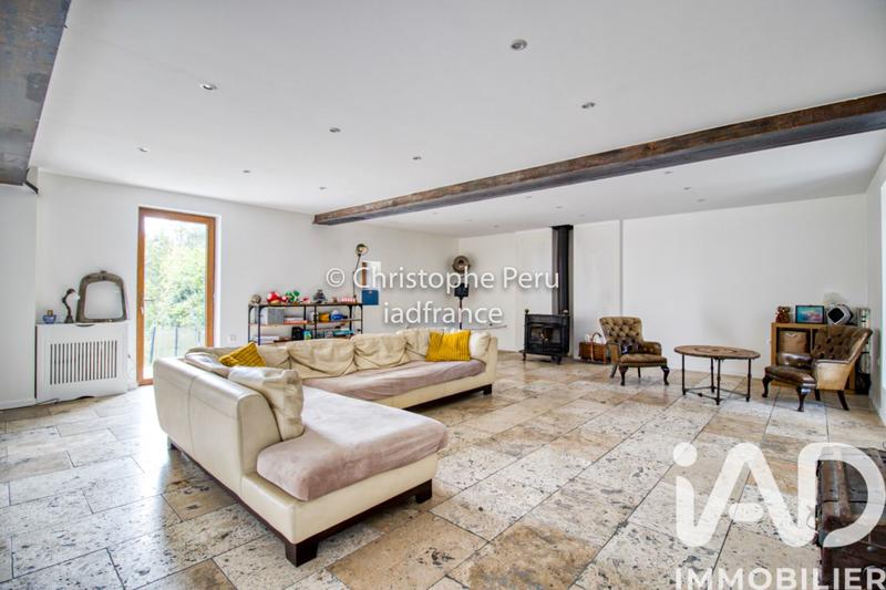 Maison - 229 m² - 9 pièces