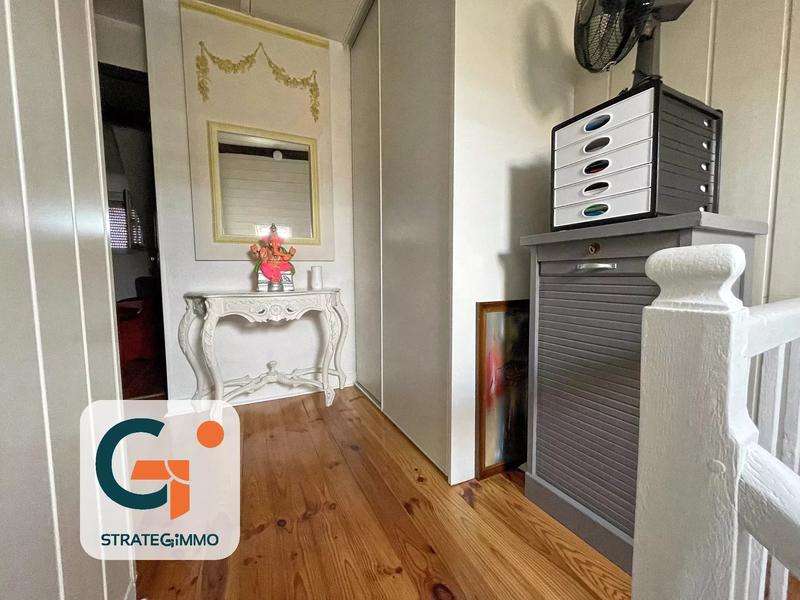 Maison de ville - 94 m² - 5 pièces