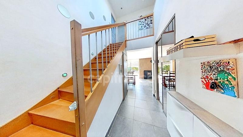 Maison - 161 m² - 8 pièces