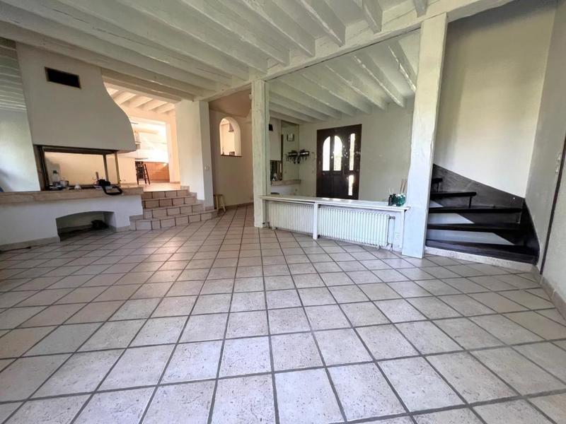 Maison - 180 m² - 6 pièces