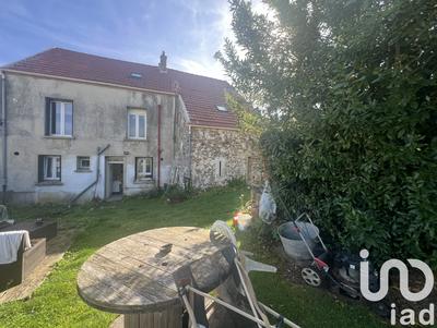 Maison - 140 m² - 5 pièces