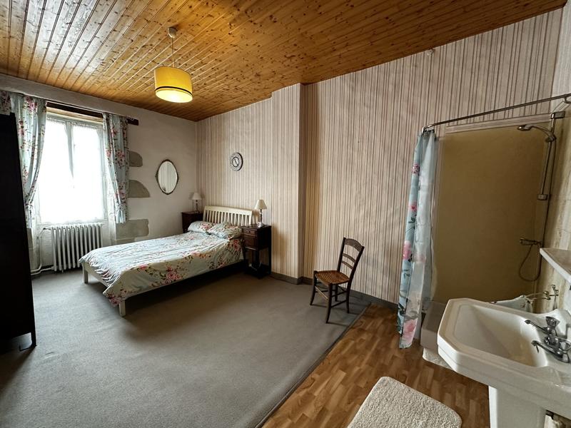 Maison traditionnelle - 138 m² - 5 pièces