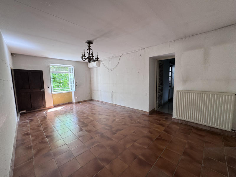 Maison - 311 m² - 9 pièces