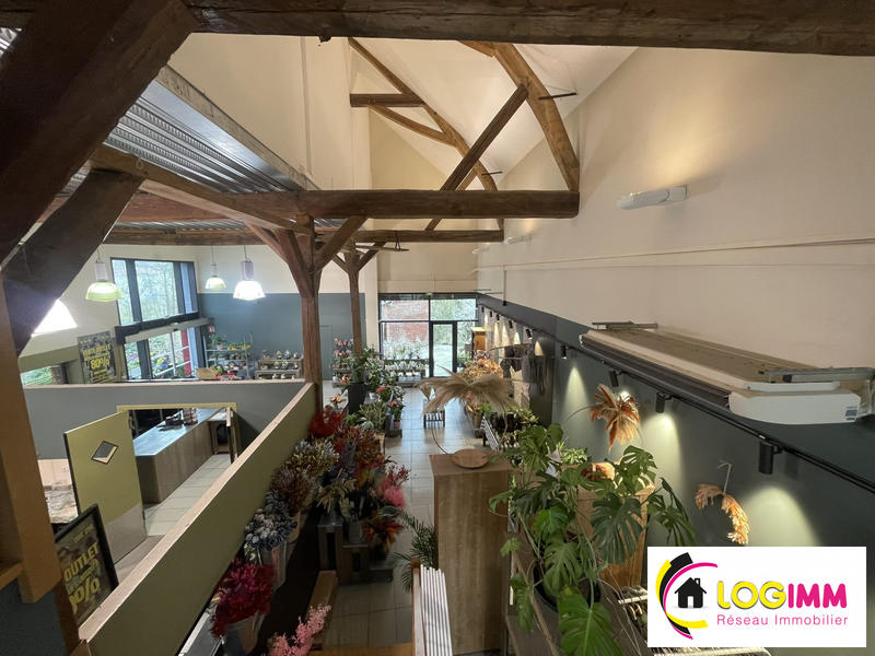 Local d'activités - 225 m²