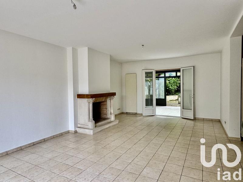 Maison - 200 m² - 7 pièces