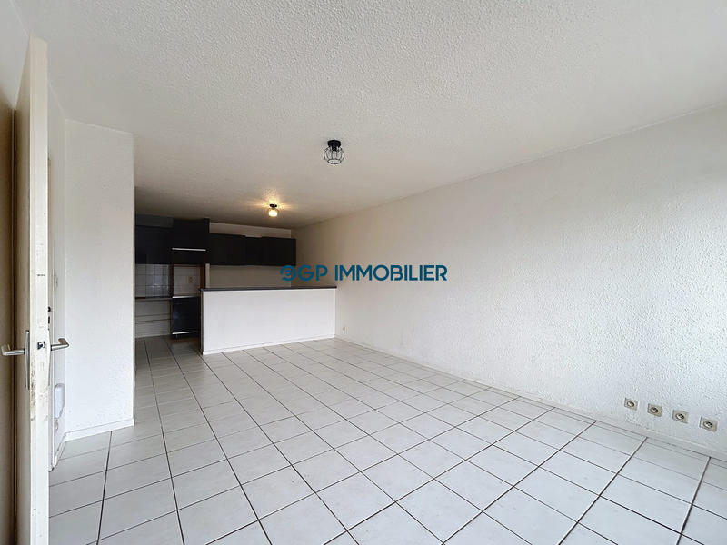 Appartement - 64 m² - 2 pièces