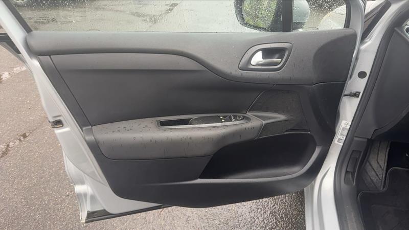 Citroën C4 II 1.4 Vti 95 Attraction