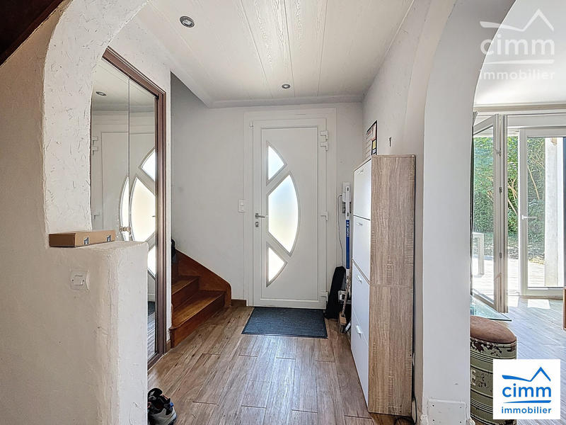 Maison traditionnelle - 112 m² - 6 pièces