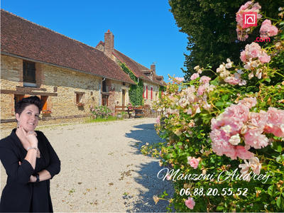 Demeure - 1 456 m² - 12 pièces