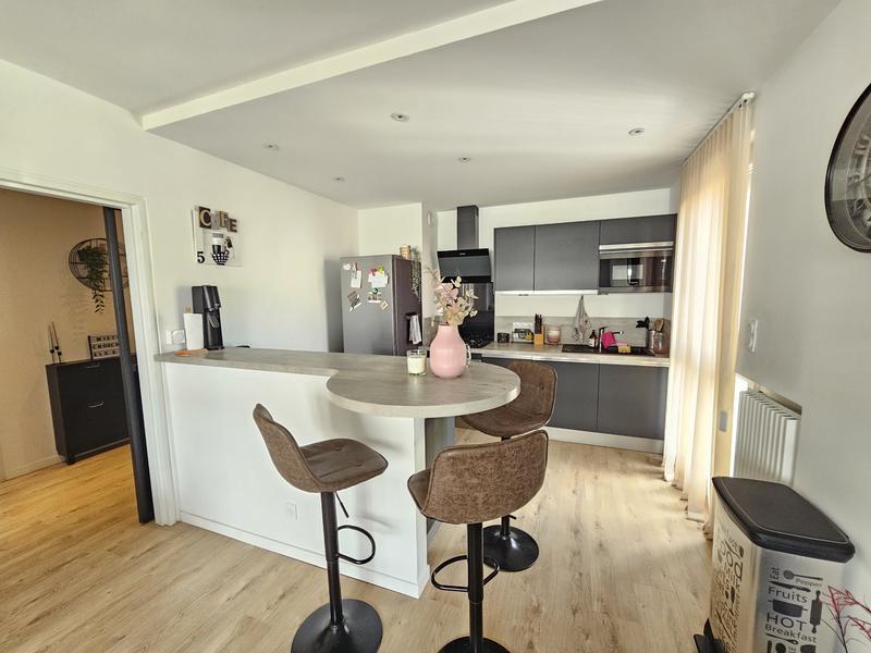 Appartement - 60 m² - 2 pièces