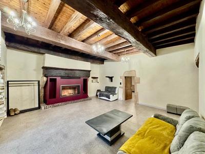 Demeure - 202 m² - 8 pièces