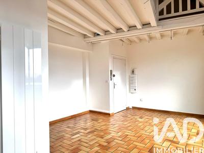 Studio - 50 m² - 1 pièce