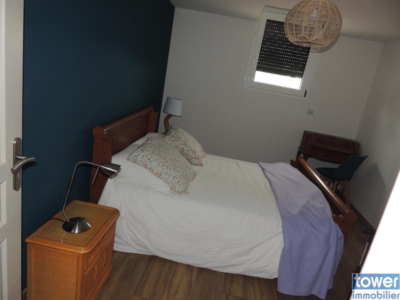 Maison - 250 m² - 7 pièces