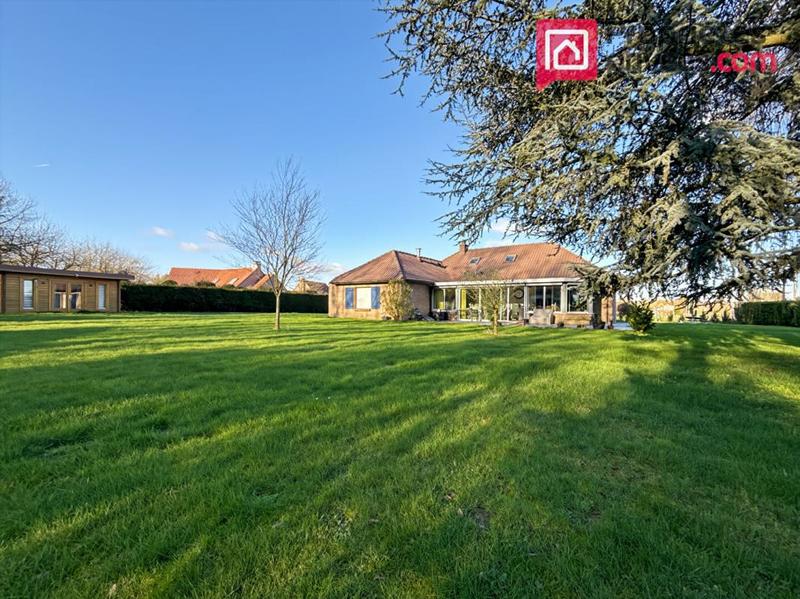 Maison - 191 m² - 6 pièces