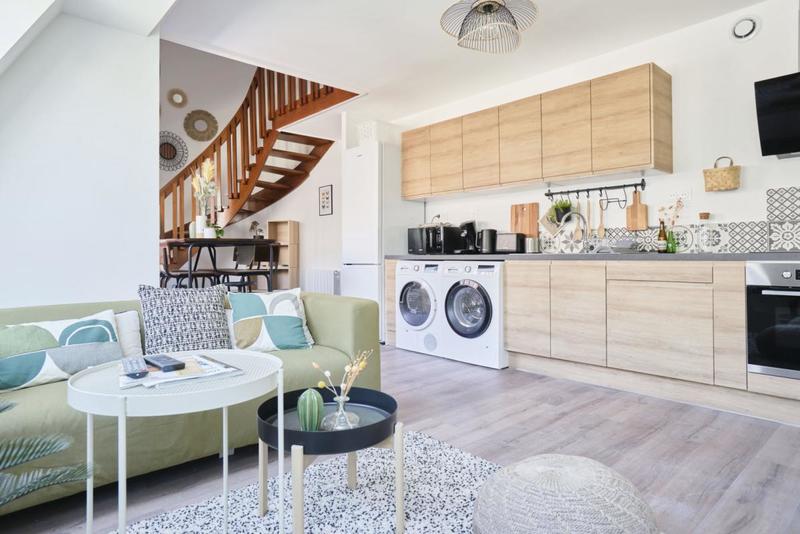 Appartement - 92 m² - 6 pièces