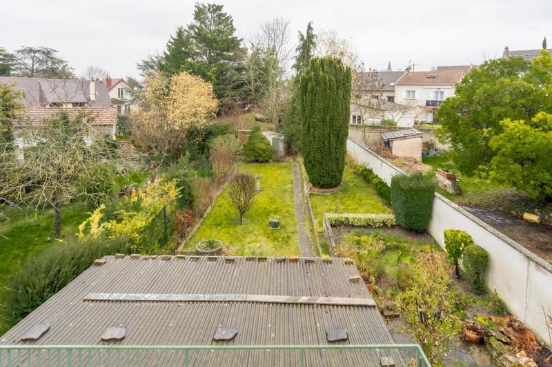 Maison - 128 m² - 7 pièces