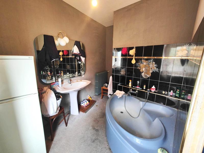 Maison - 157 m² - 8 pièces