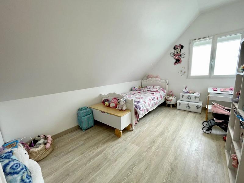 Maison - 153 m² - 8 pièces