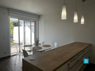 Appartement - 80 m² - 4 pièces