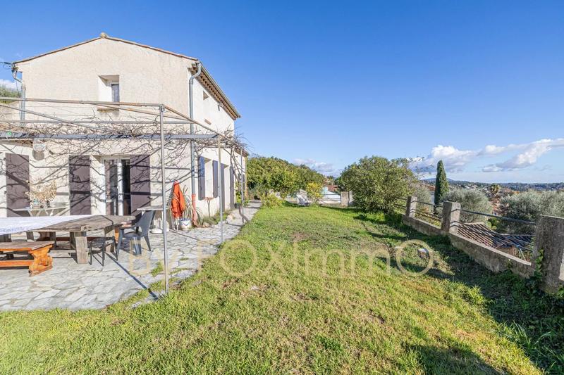 Maison - 166 m² - 6 pièces