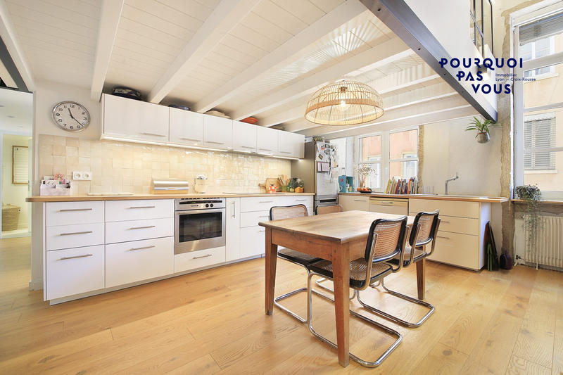 Appartement - 117 m² - 4 pièces