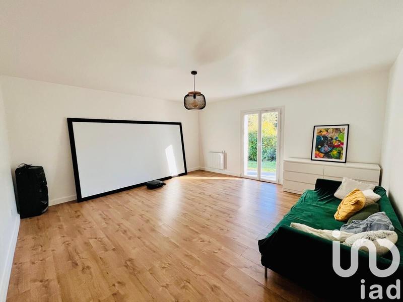 Maison - 180 m² - 7 pièces