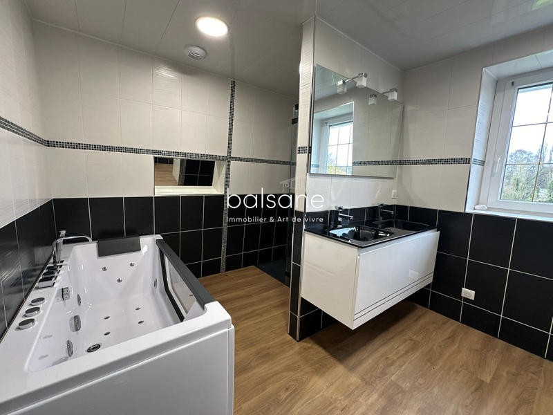 Maison - 157 m² - 5 pièces