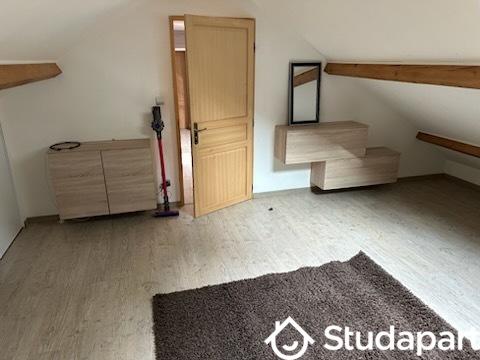 Chambre - 12 m² - 1 pièce