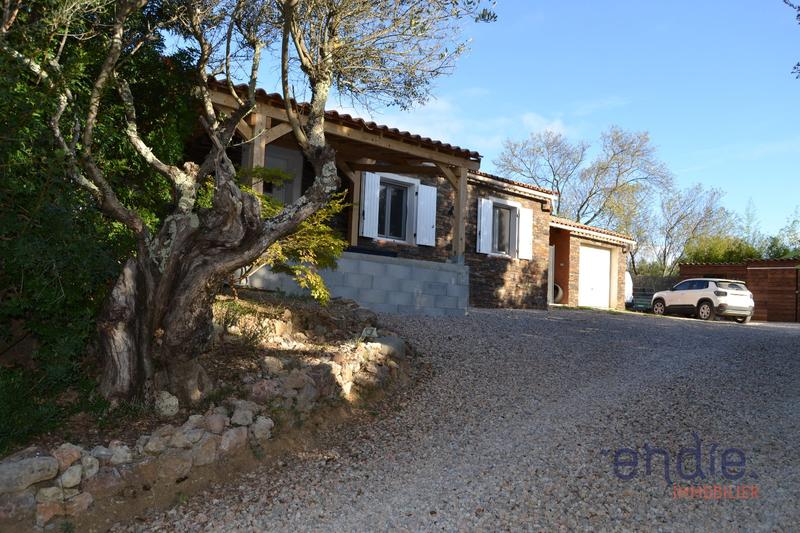 Maison - 98 m² - 5 pièces