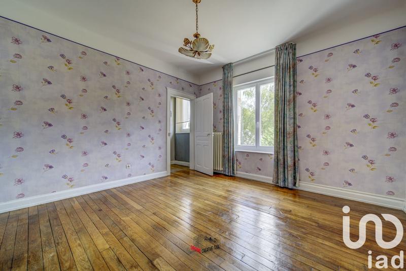 Maison - 193 m² - 8 pièces