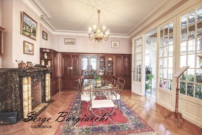 Maison bourgeoise - 214 m² - 8 pièces