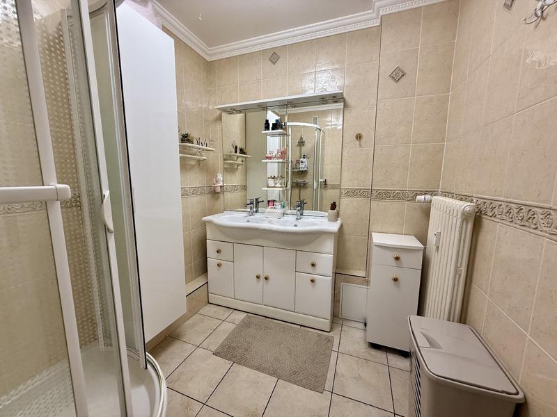 Appartement - 92 m² - 4 pièces