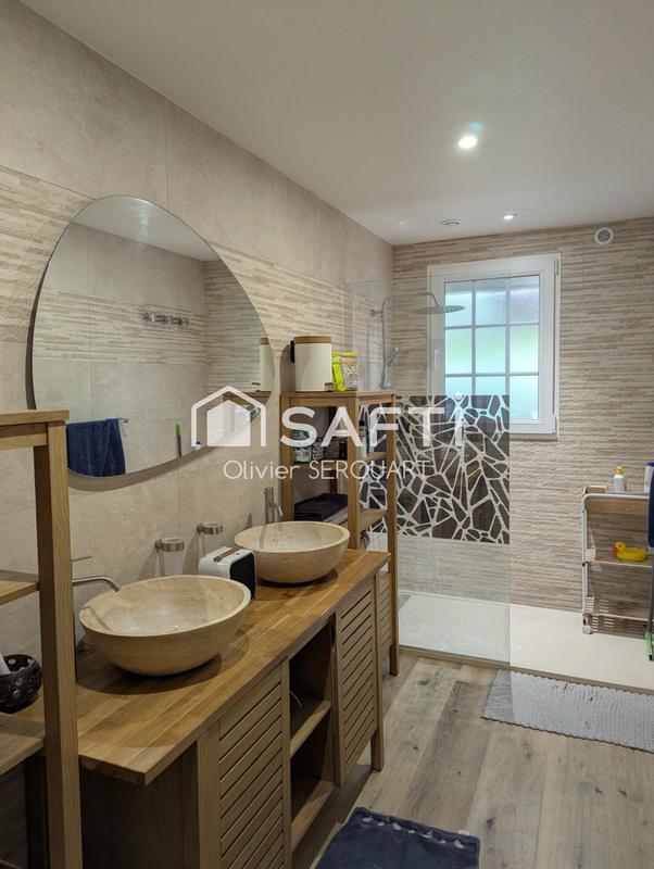 Maison - 90 m² - 5 pièces