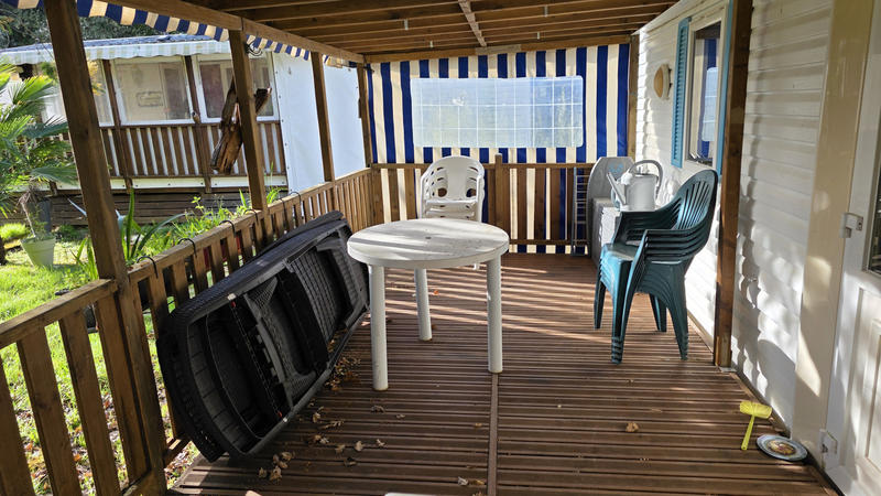 Terrain de loisirs - 834 m²